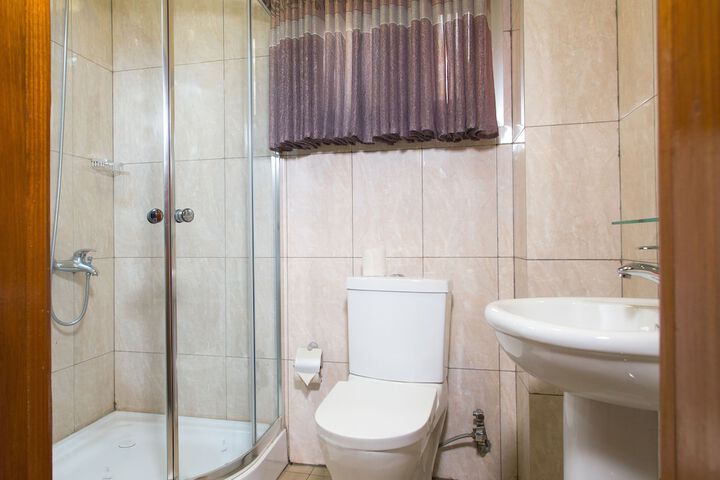 Clean Restrooms
