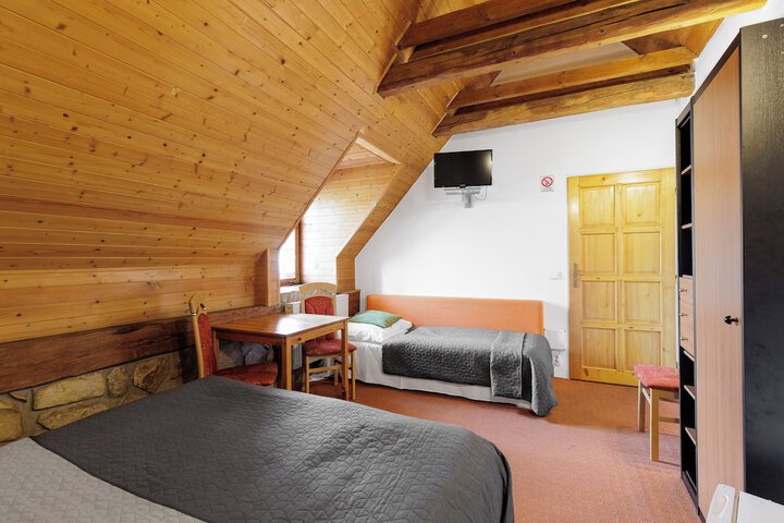 Room 25 of 62