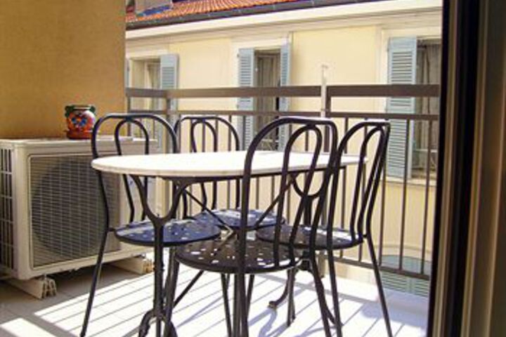 Terrace/Patio 194 of 200