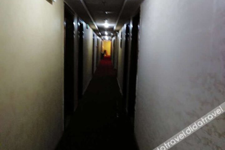Langqing Theme Hotel