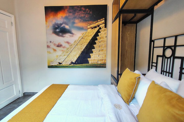 Room 34 of 66