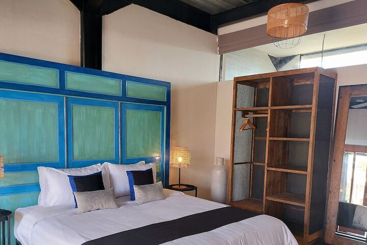 Room 43 of 123