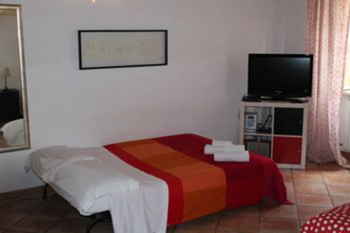 Room 3 of 14