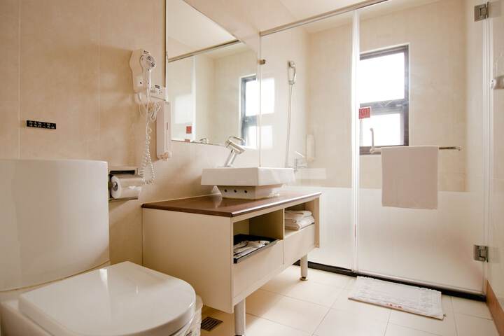 Room 21 of 29