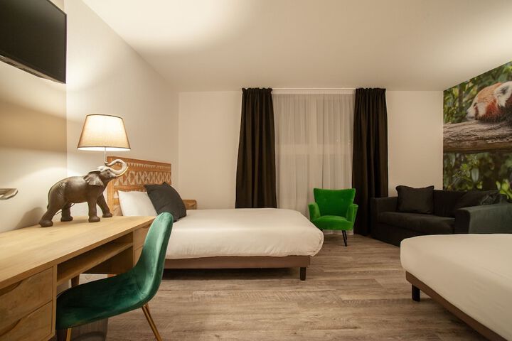 Room 40 of 127