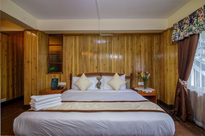 Room 6 of 22