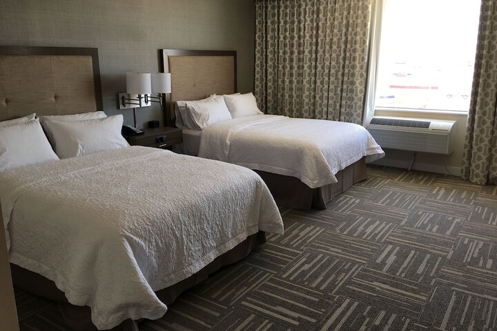2 Queen Beds (2 of 15)