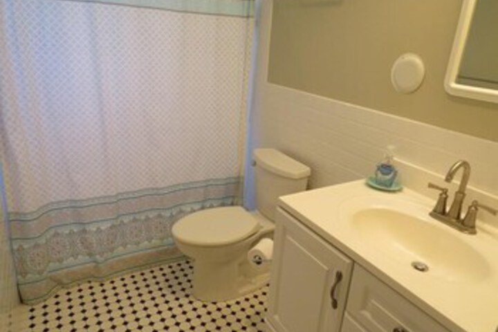 Room 3 of 14