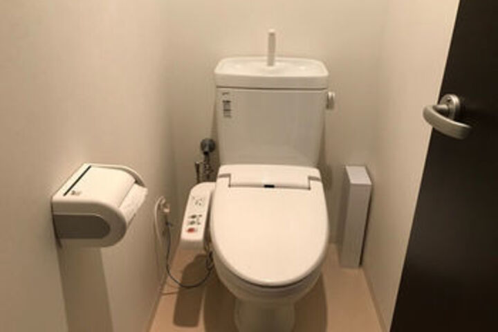 Room 10 of 182