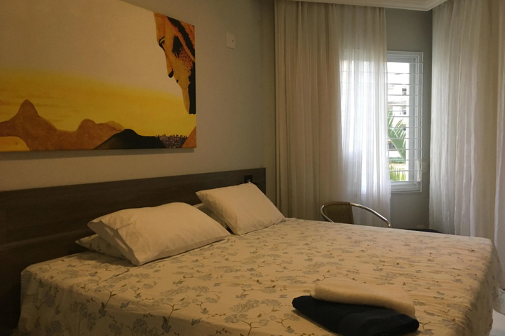 Room 3 of 9