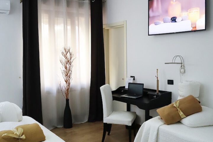 Room 16 of 82