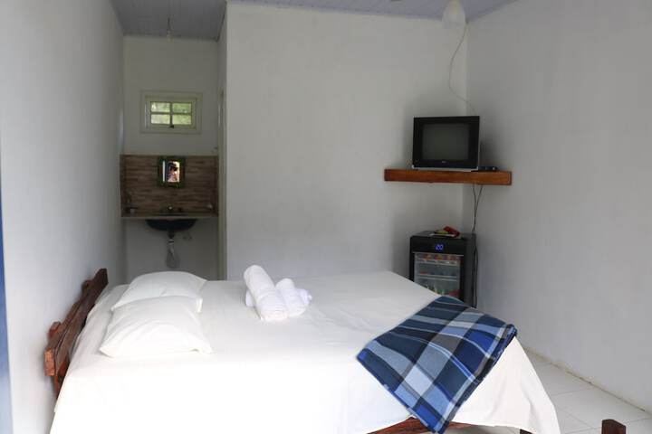 Room 4 of 10