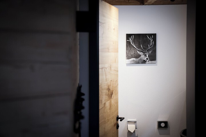 Room 44 of 58