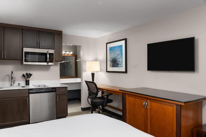 Room 33 of 55