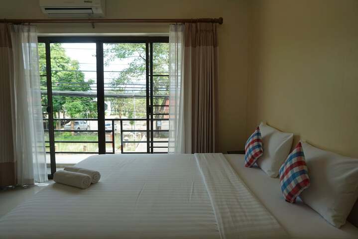Room 16 of 42