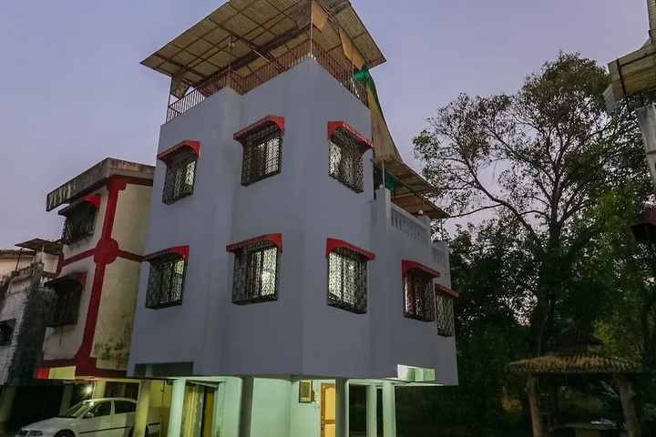 Oyo 23069 Home Superb 4Bhk Lonavala