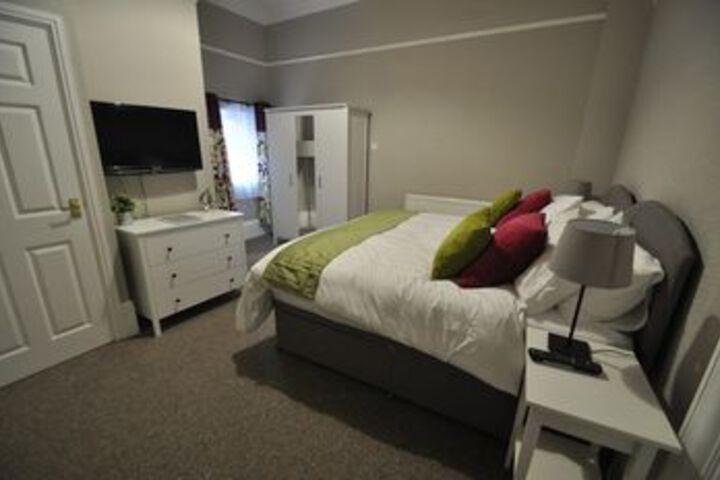 Room 37 of 60