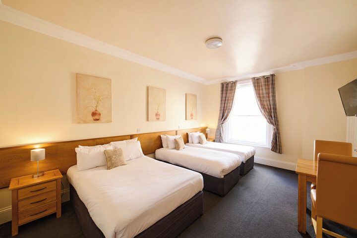 Rooms at 95 Long Street
