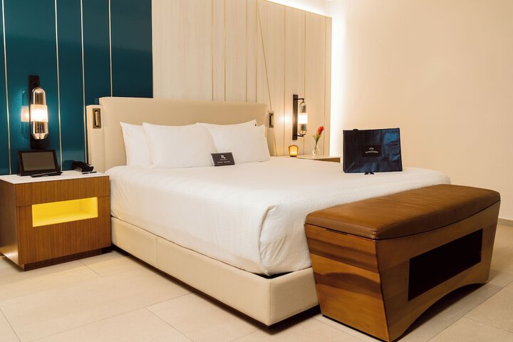 Room 10 of 88