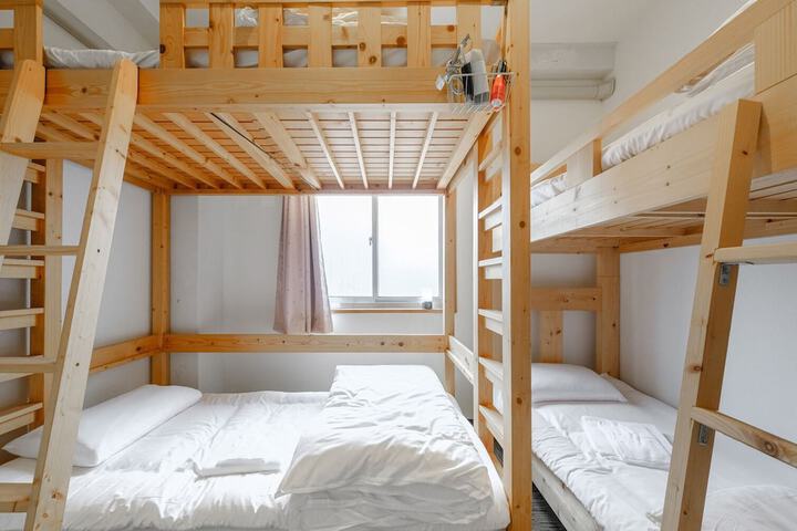 Room 14 of 54