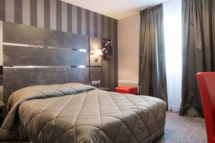 Room 5 of 29