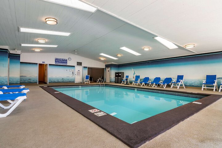 Pools & Facilities