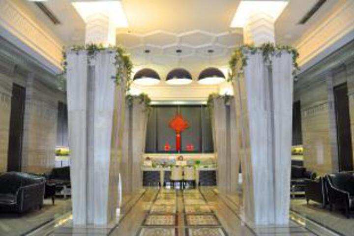 Chinezone Hotel