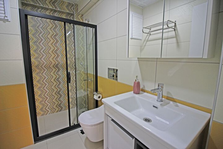 Room 35 of 44