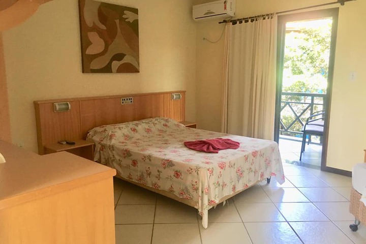 Room 20 of 33