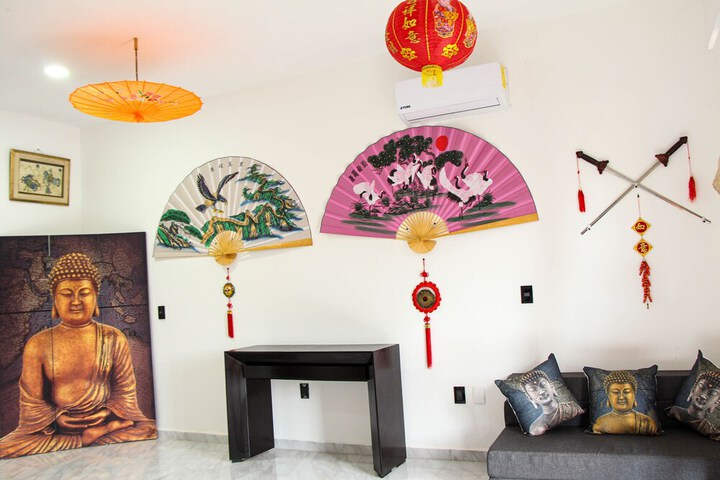 Room 15 of 115