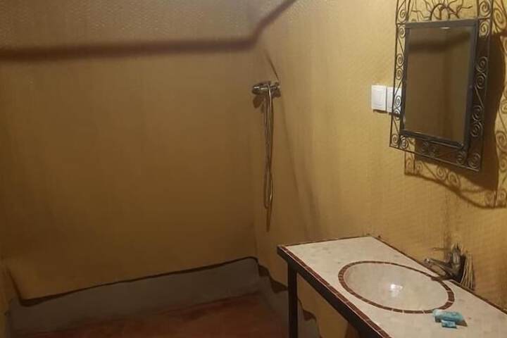 Room 63 of 124