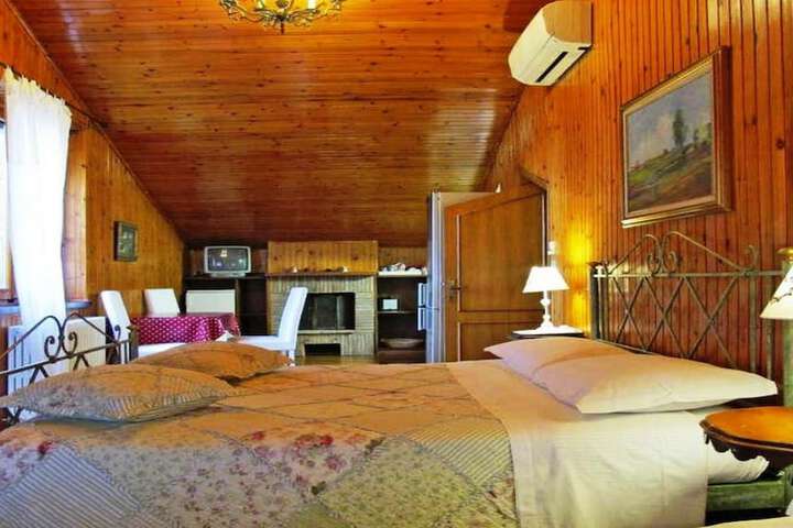 Room 28 of 101