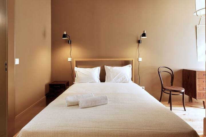 Room 14 of 38