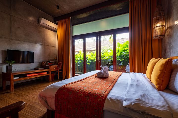 Room 28 of 70