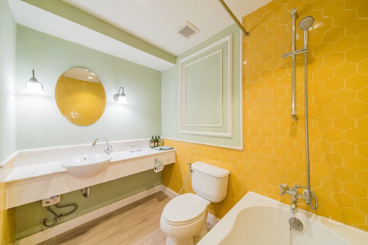 Clean Restrooms