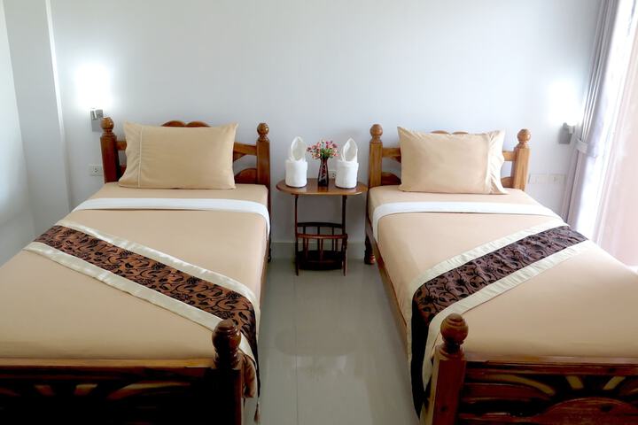 Room 7 of 47