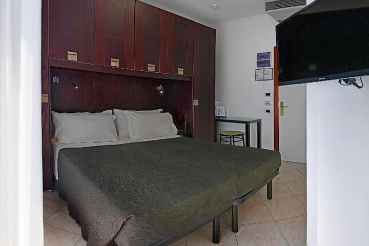 Room 21 of 56