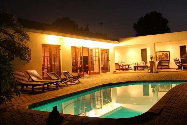 Pool Hotel