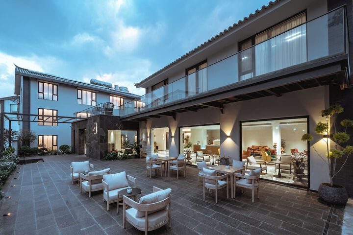 Terrace/Patio 83 of 86