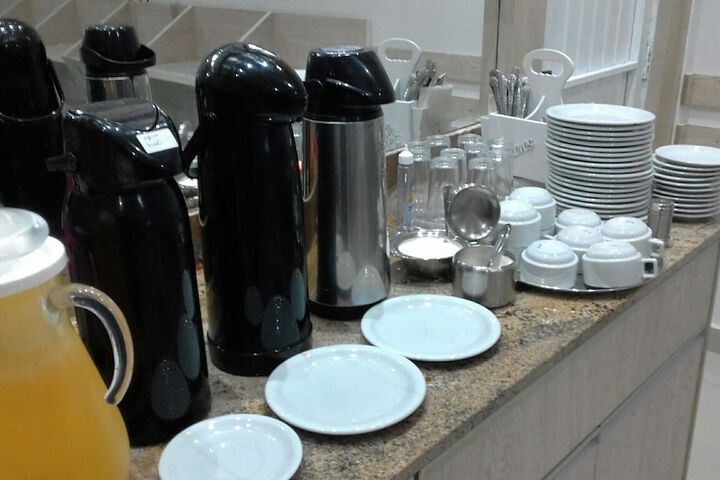 Breakfast/Coffee Service 20 of 25