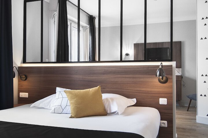 Room 7 of 54