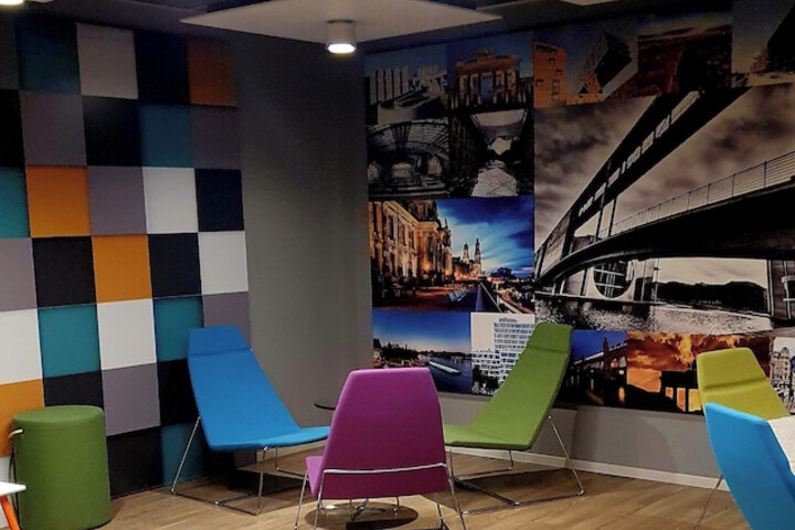 Entrance & Lobby