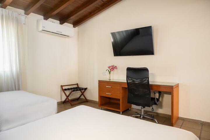 Room 15 of 120