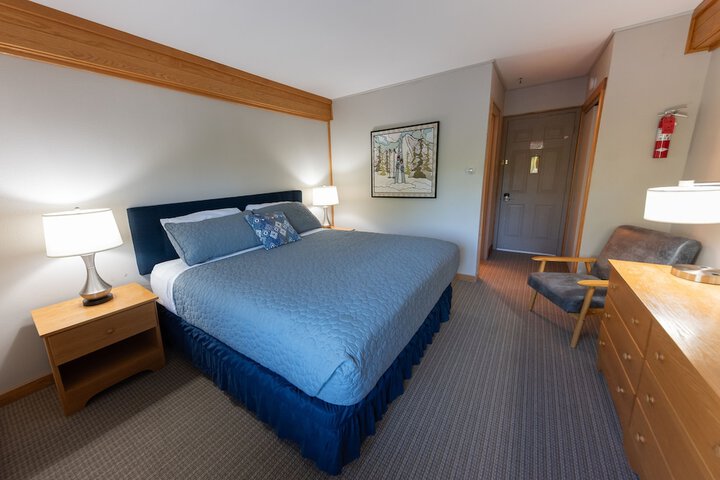 Room 5 of 125