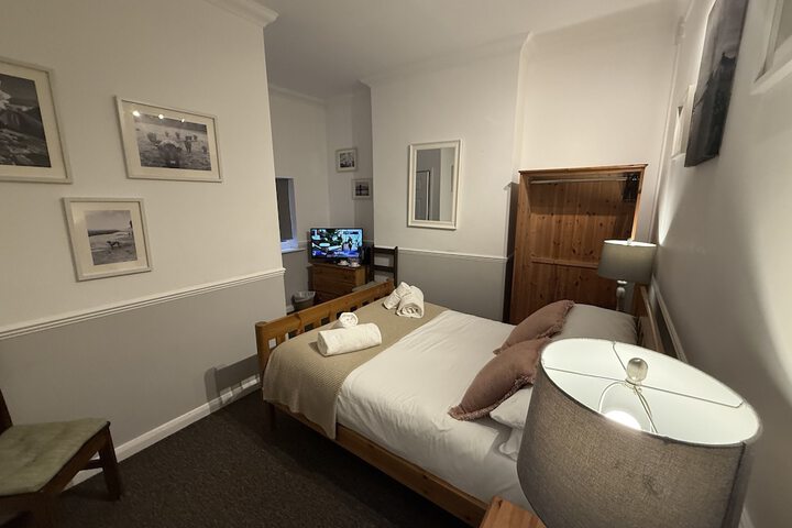 Room 16 of 72