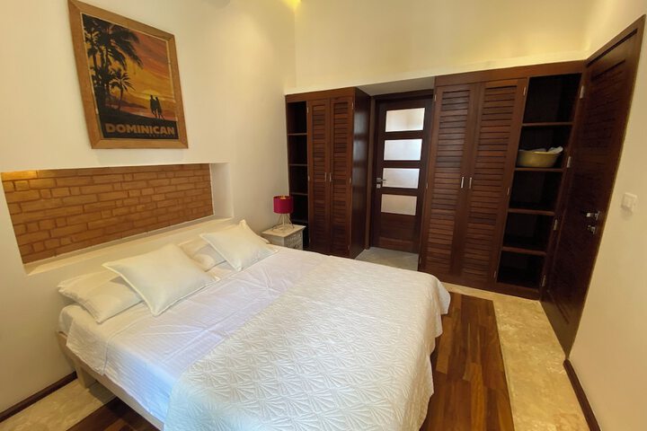 Room 7 of 43
