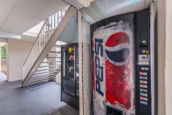 Vending machine