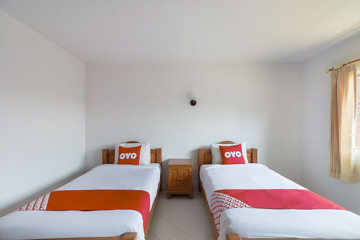 Room 8 of 42