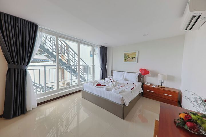Room 14 of 42