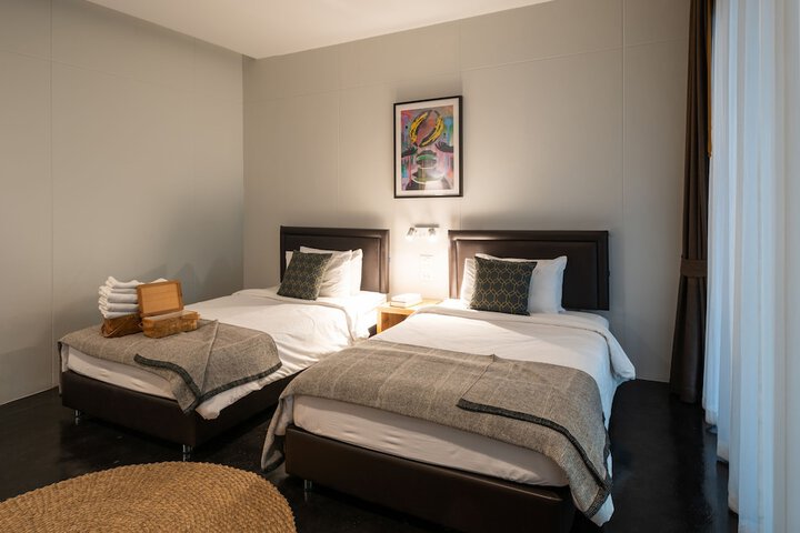 Room 7 of 36